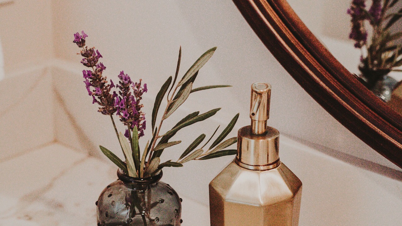 Photo of Bathroom in Carpenter Canyon
