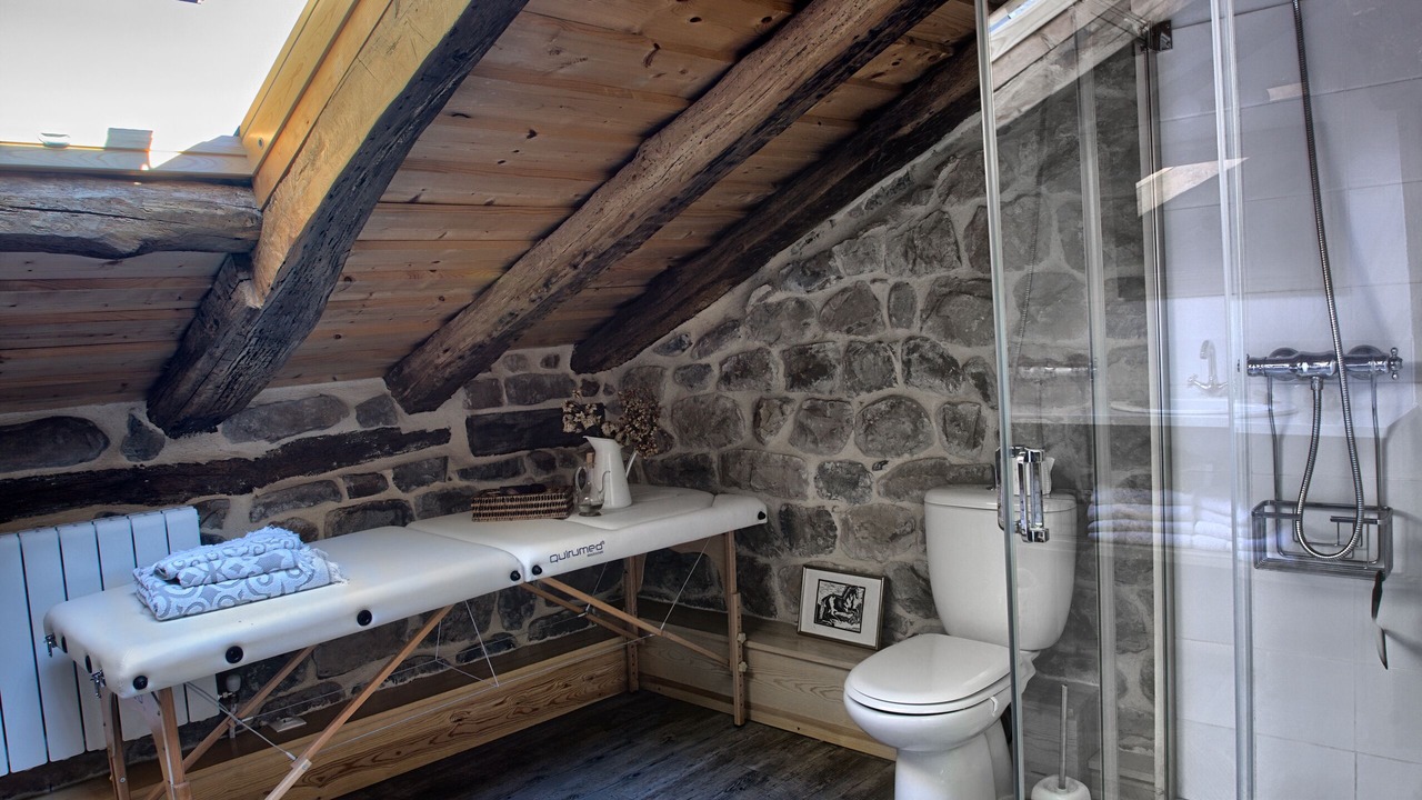 Photo of Bathroom in Teran