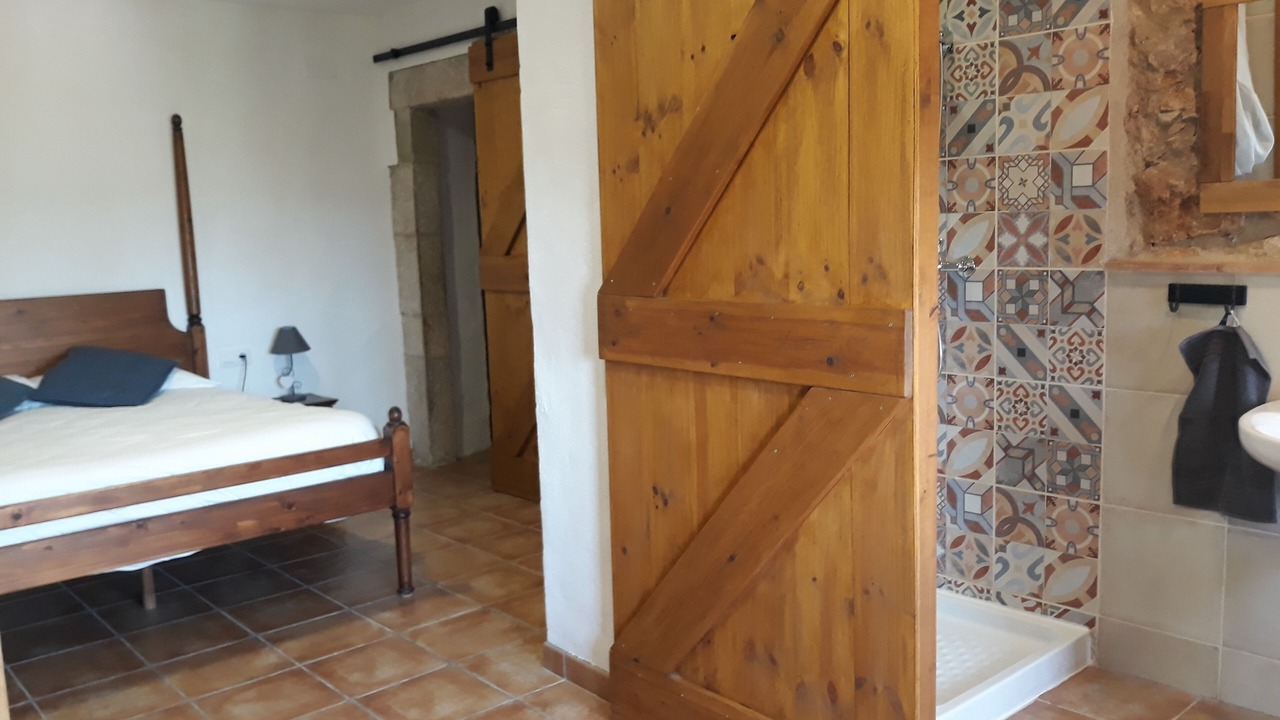 Photo of Bedroom in Albons