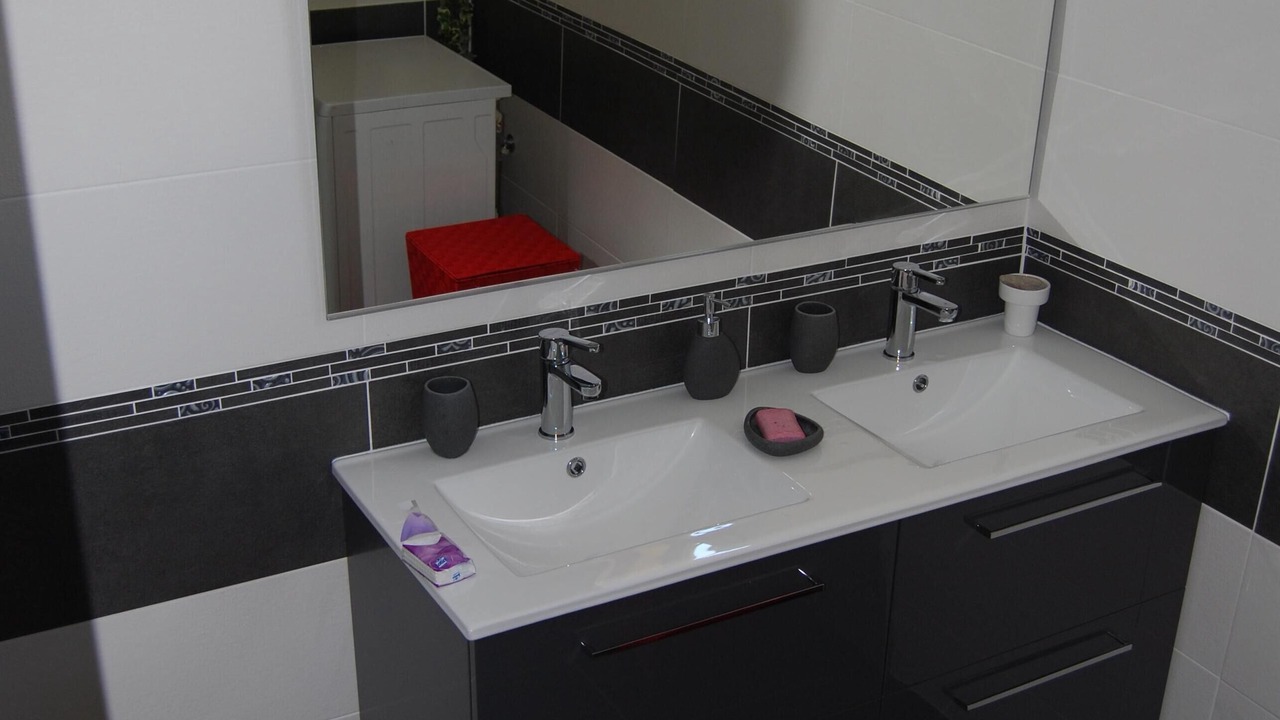 Photo of Bathroom in Joyeuse