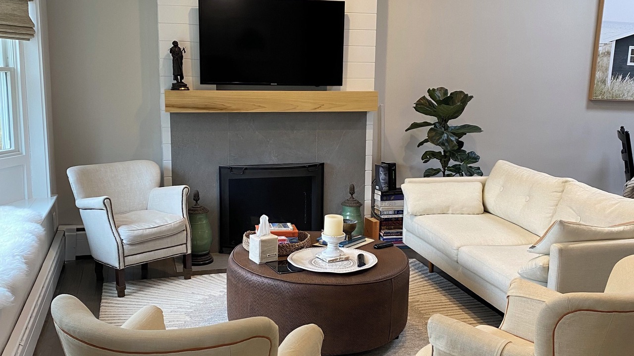 Photo of Livingroom in Westhampton