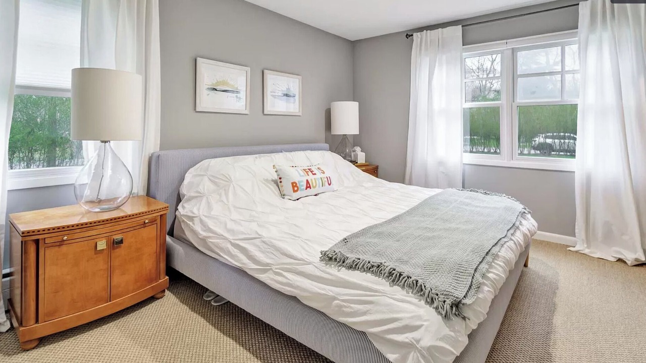 Photo of Bedroom in Westhampton