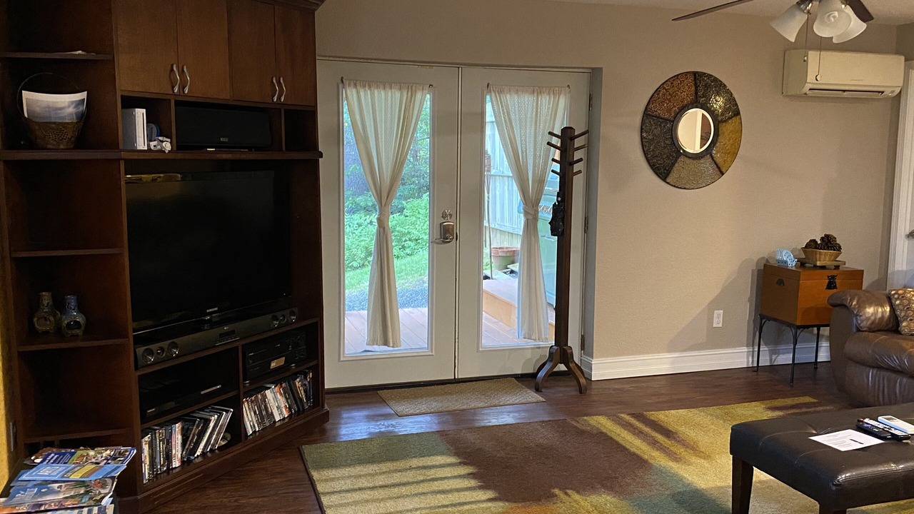 Photo of Livingroom in Black Mountain