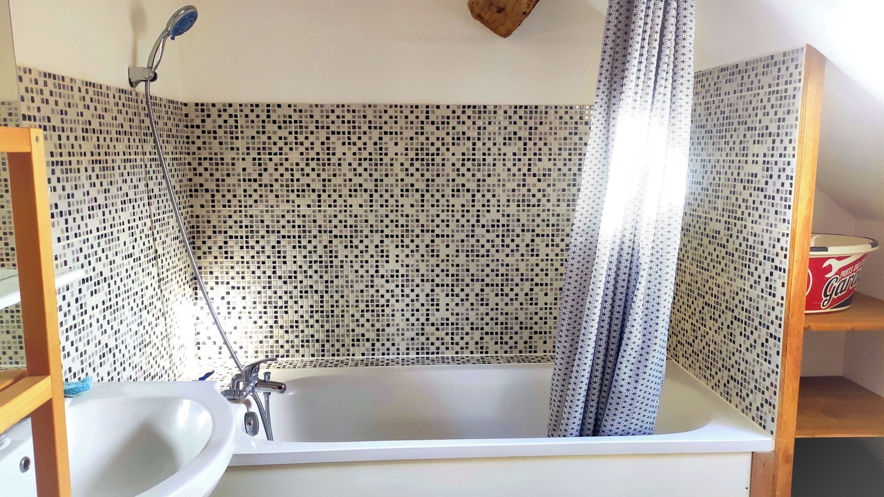 Photo of Bathroom in Saint-Helier