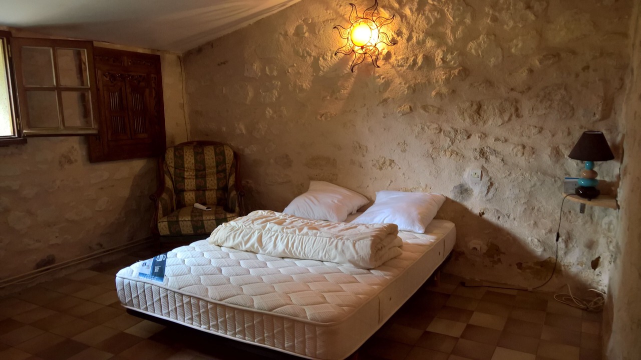 Photo of Bedroom in Cravant-les-Coteaux