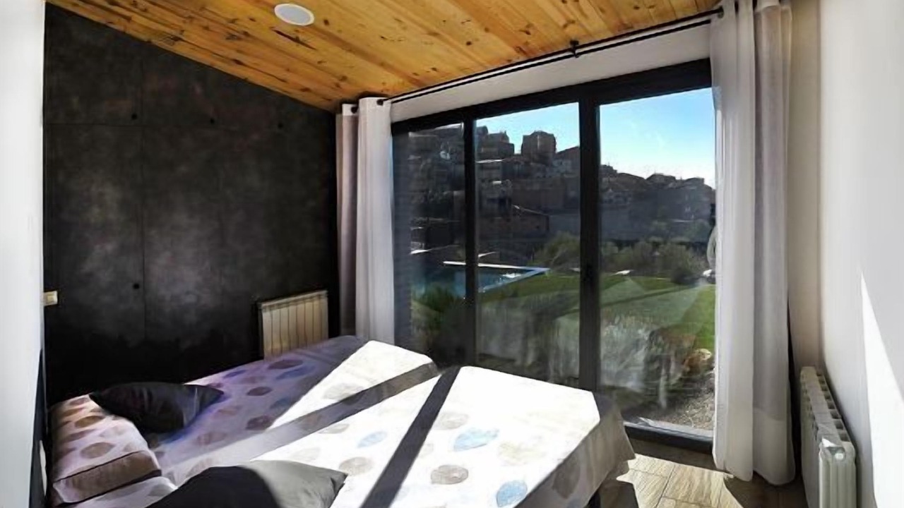 Photo of Bedroom in Cubells