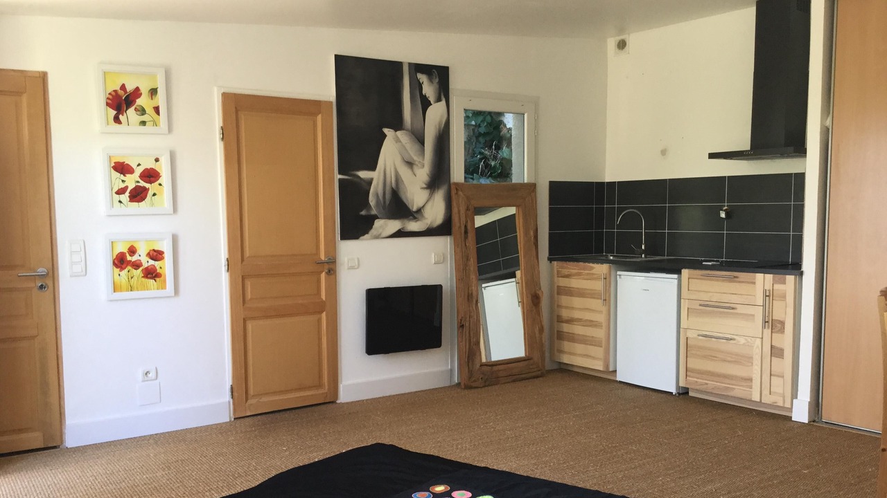 Photo of Bedroom in Saint-Clement-de-Riviere