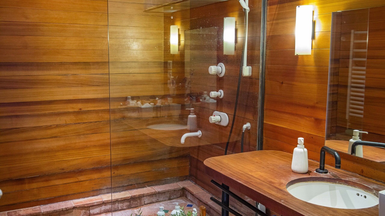 Photo of Bathroom in Papus
