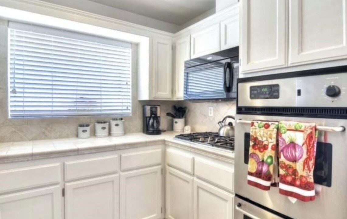 Photo of Kitchen in Anaheim Resort