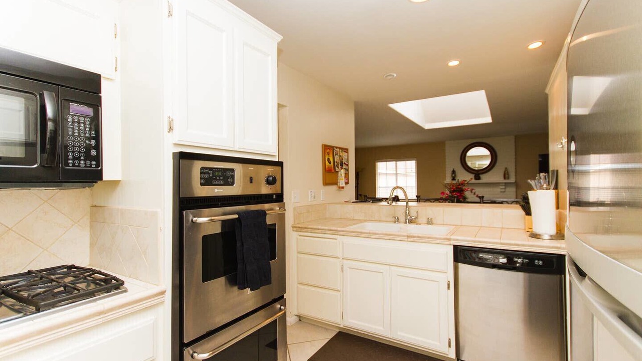 Photo of Kitchen in Anaheim Resort