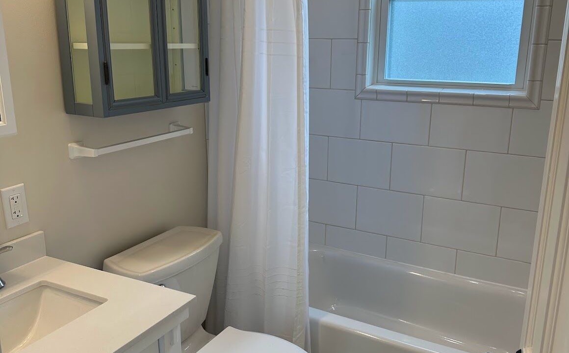 Photo of Bathroom in York Beach