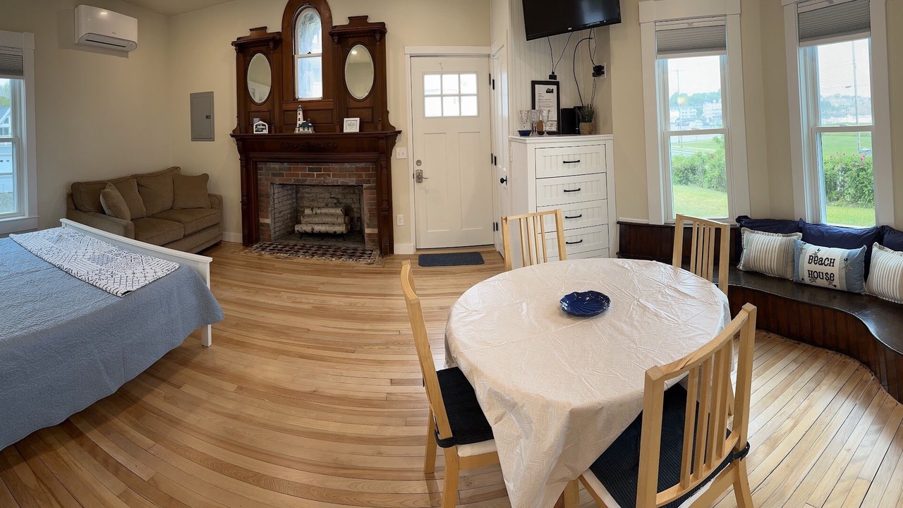 Photo of Bedroom in York Beach