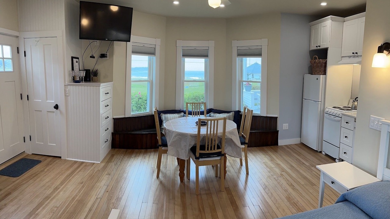Photo of Bedroom in York Beach