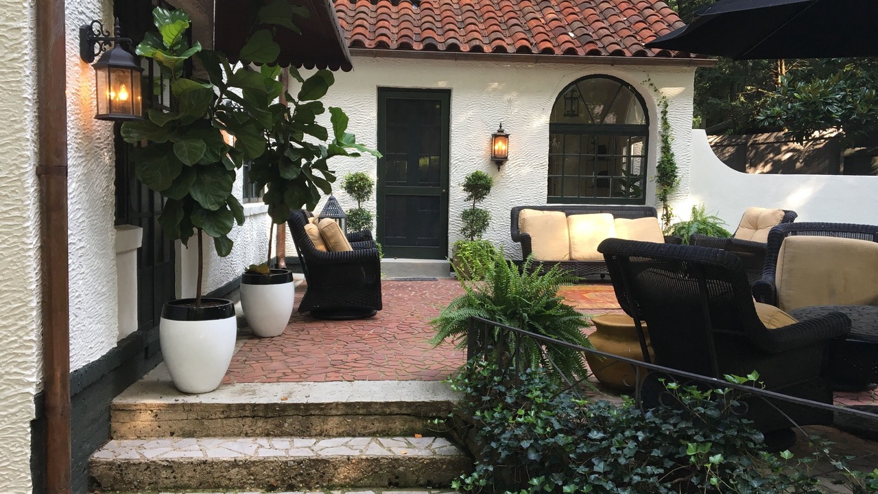 Photo of Patio Balcony in Peachtree Heights West