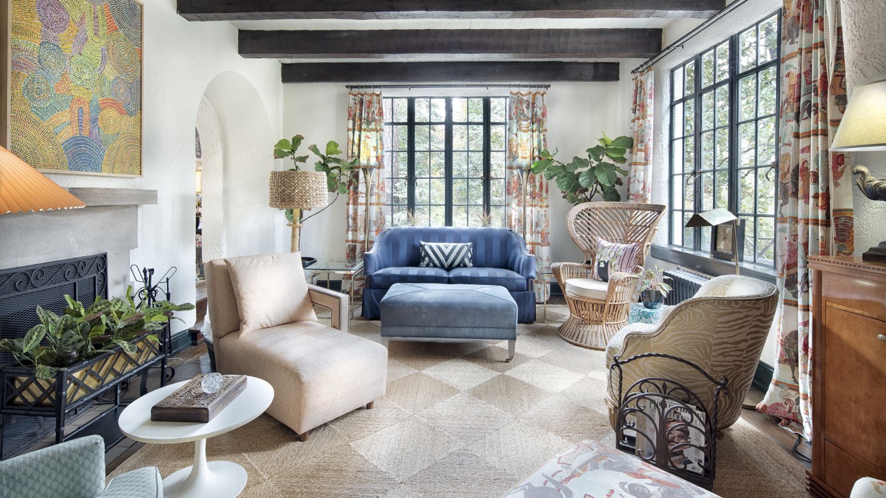 Photo of Livingroom in Peachtree Heights West
