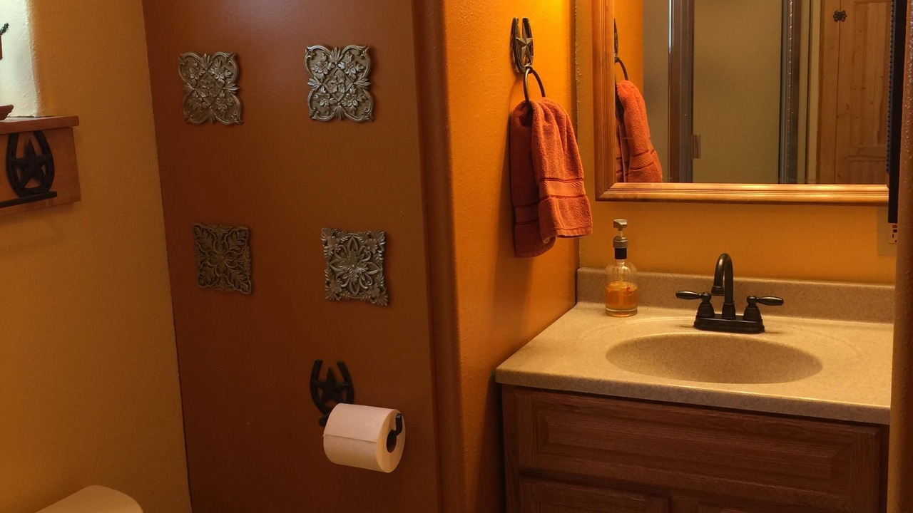 Photo of Bathroom in Plush