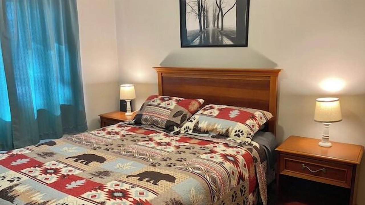 Photo of Bedroom in Au Train