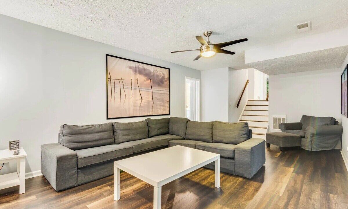 Photo of Others in Lithonia