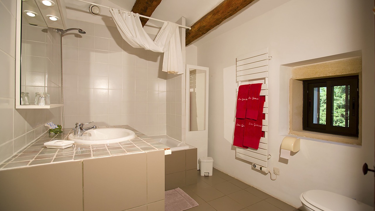 Photo of Bathroom in Bollene