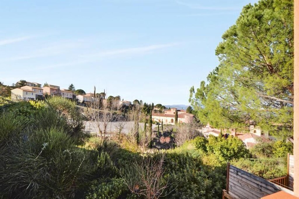 Photo of Others in Rouret