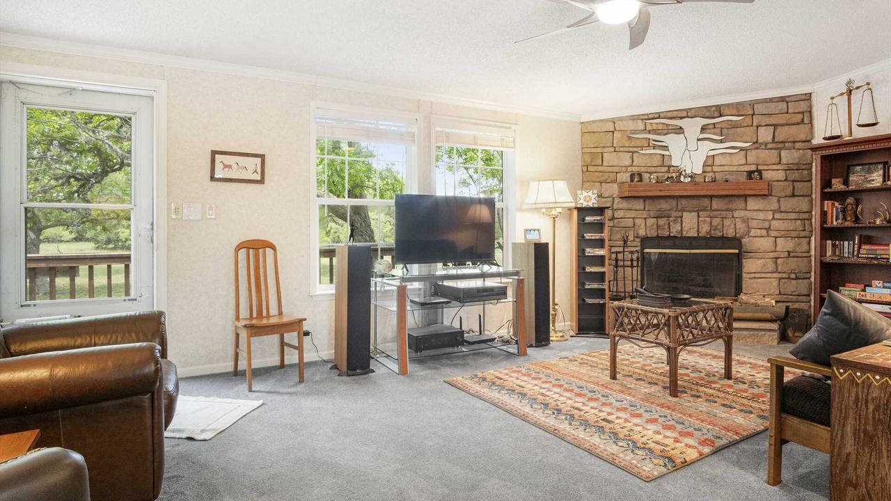 Photo of Livingroom in Tarpley