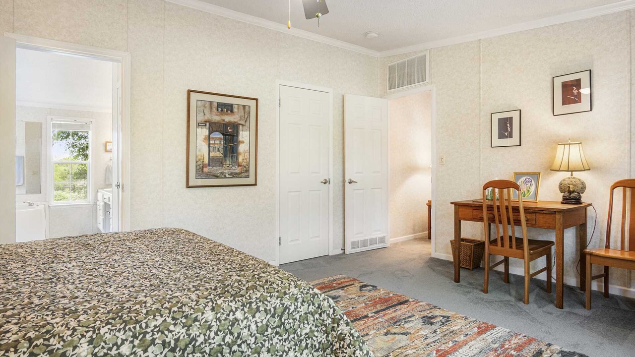Photo of Bedroom in Tarpley