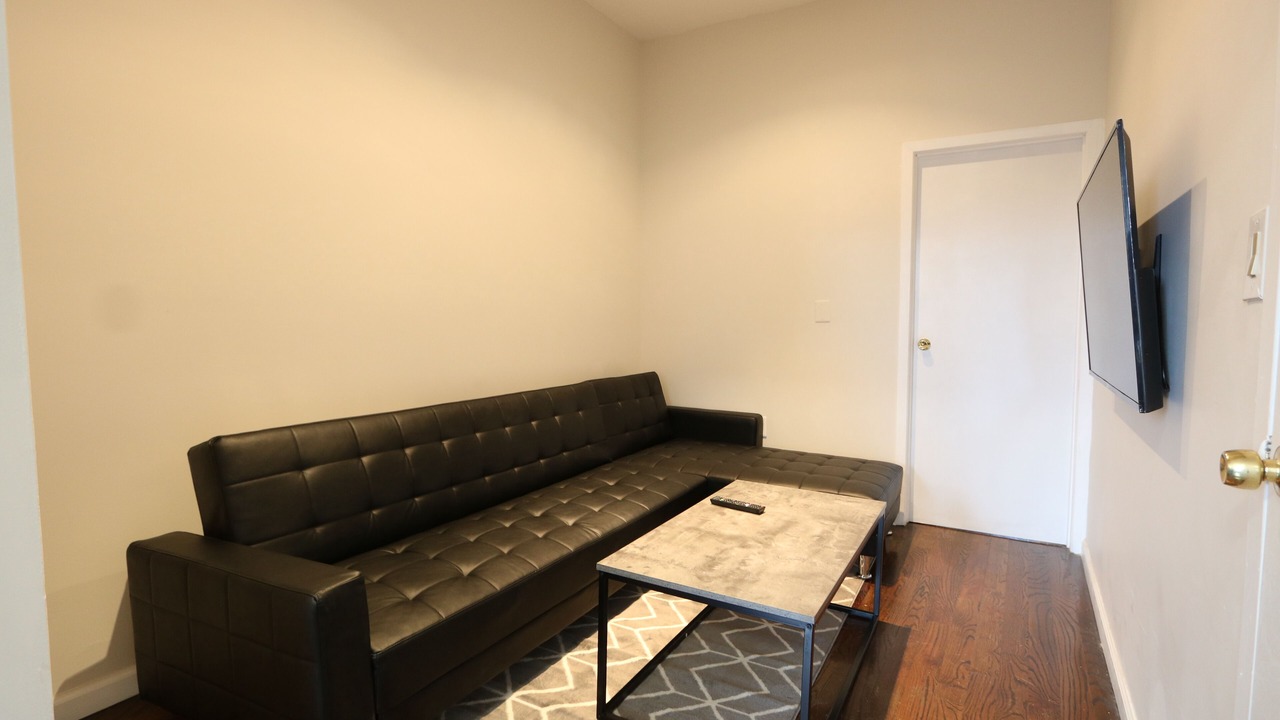 Photo of Livingroom in Bushwick