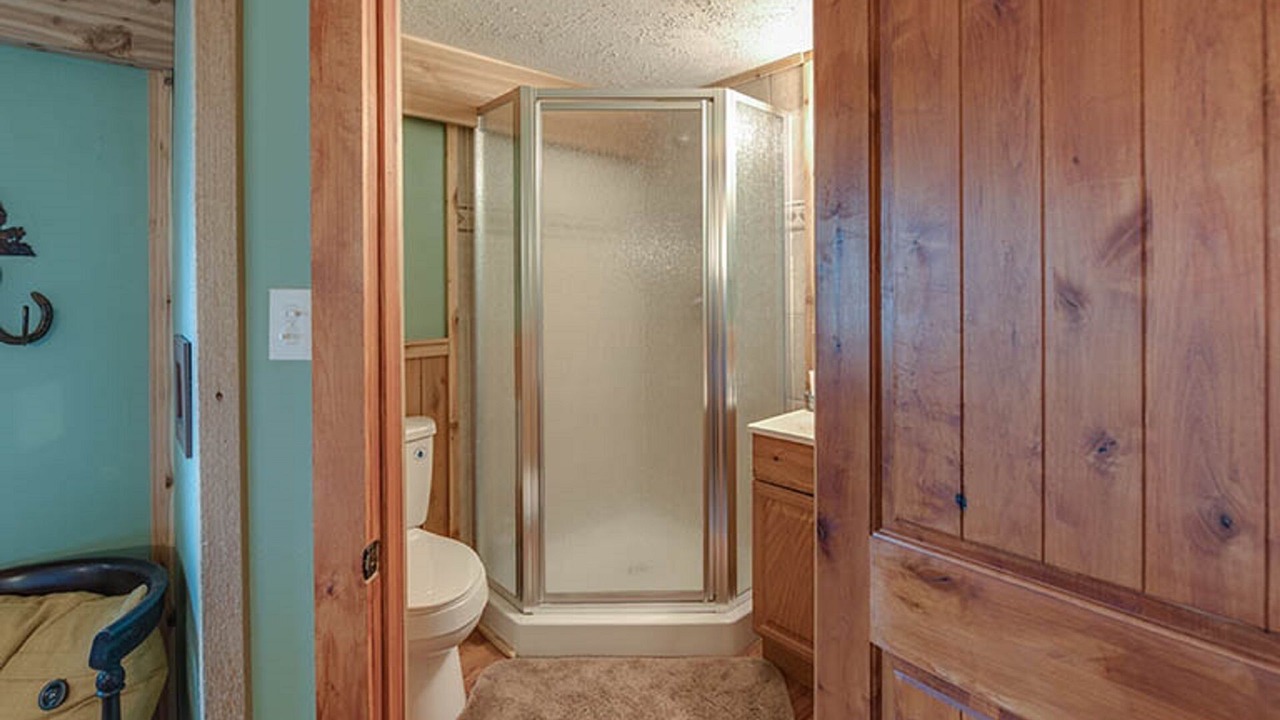 Photo of Bathroom in Carmine