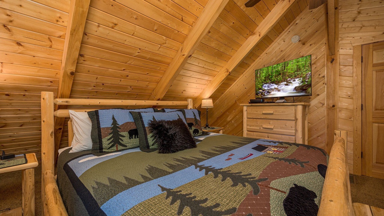 Photo of Bedroom in Wears Valley