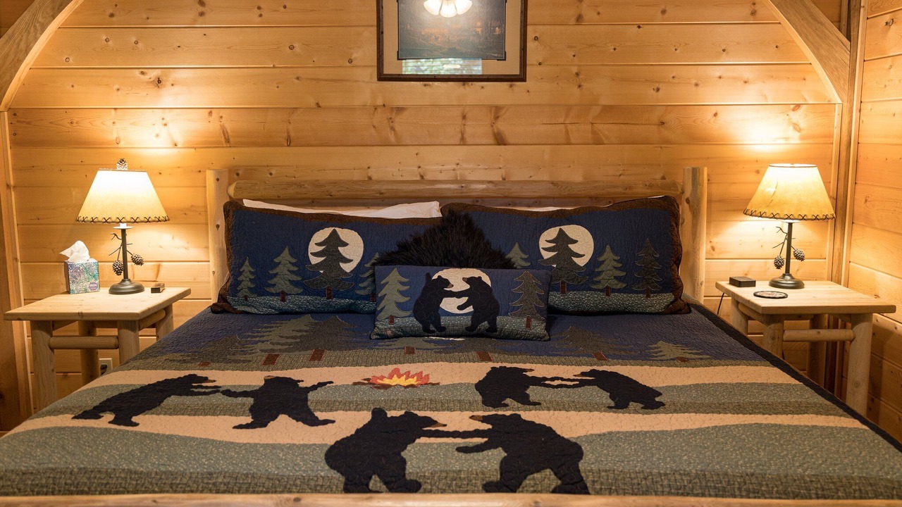 Photo of Bedroom in Wears Valley