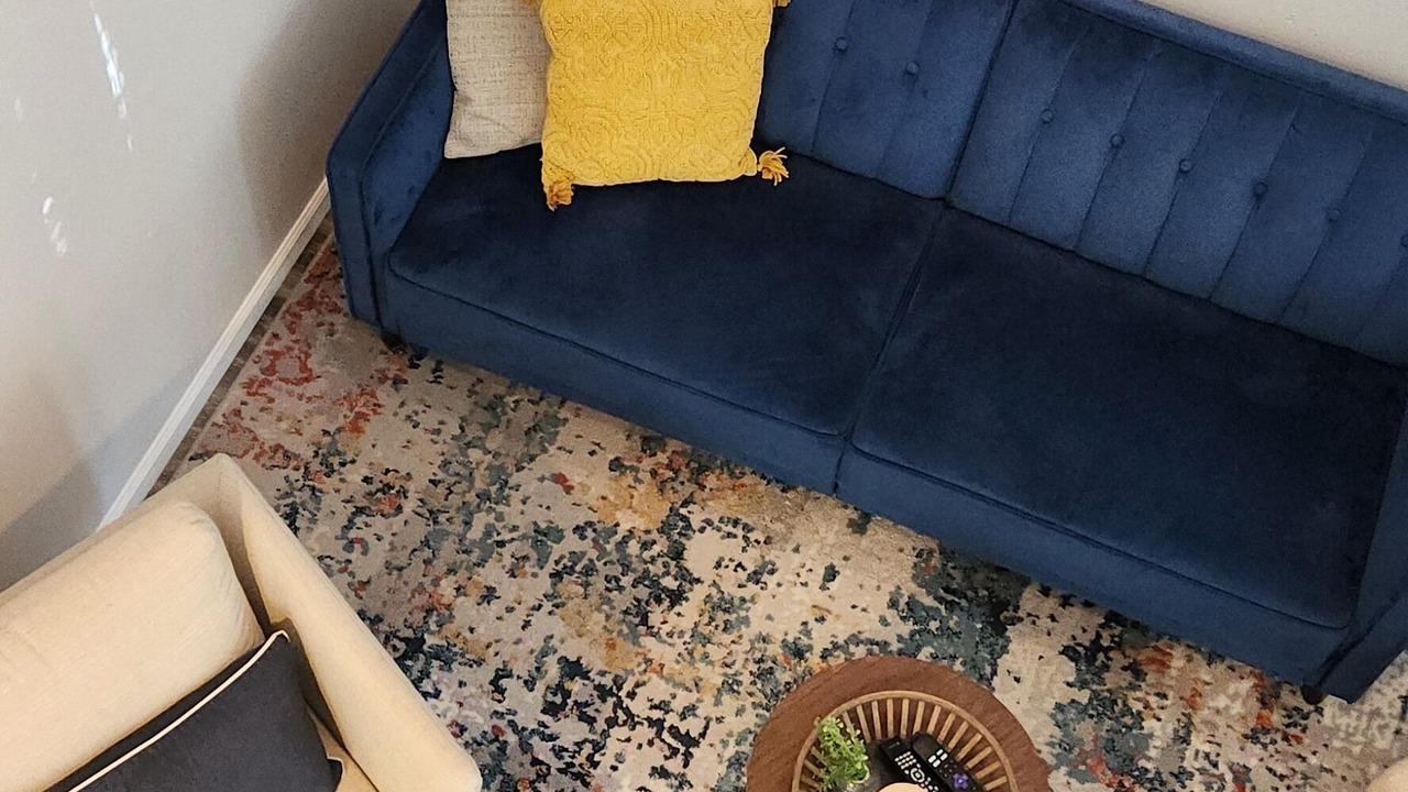Photo of Livingroom in Pettit