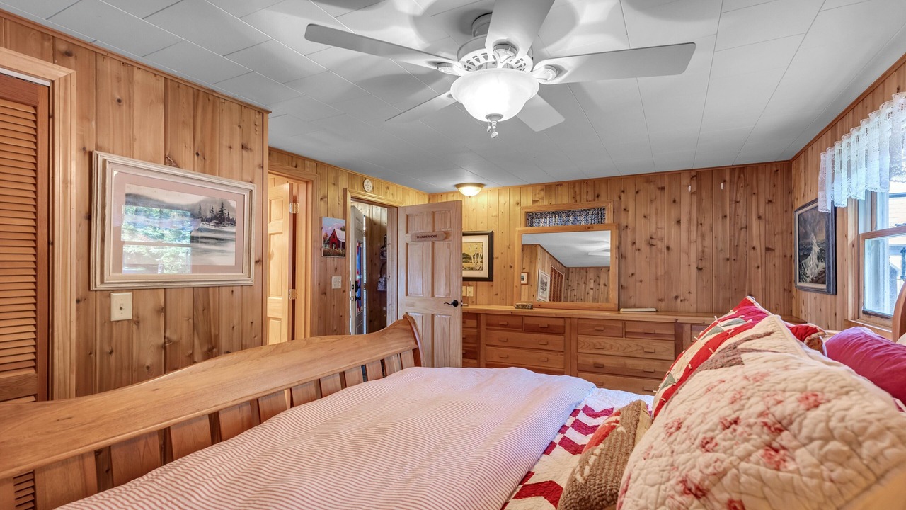 Photo of Bedroom in Steuben