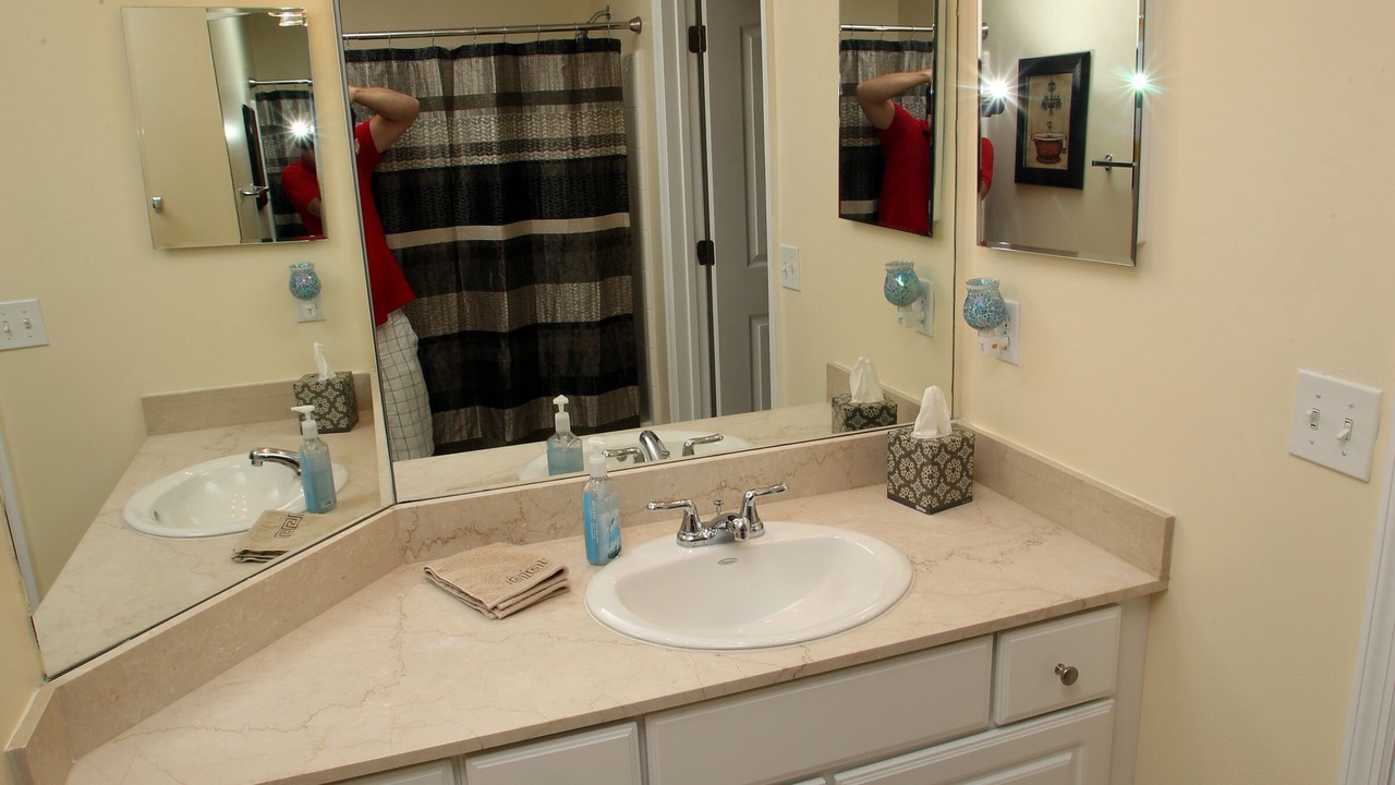 Photo of Bathroom in Abacoa