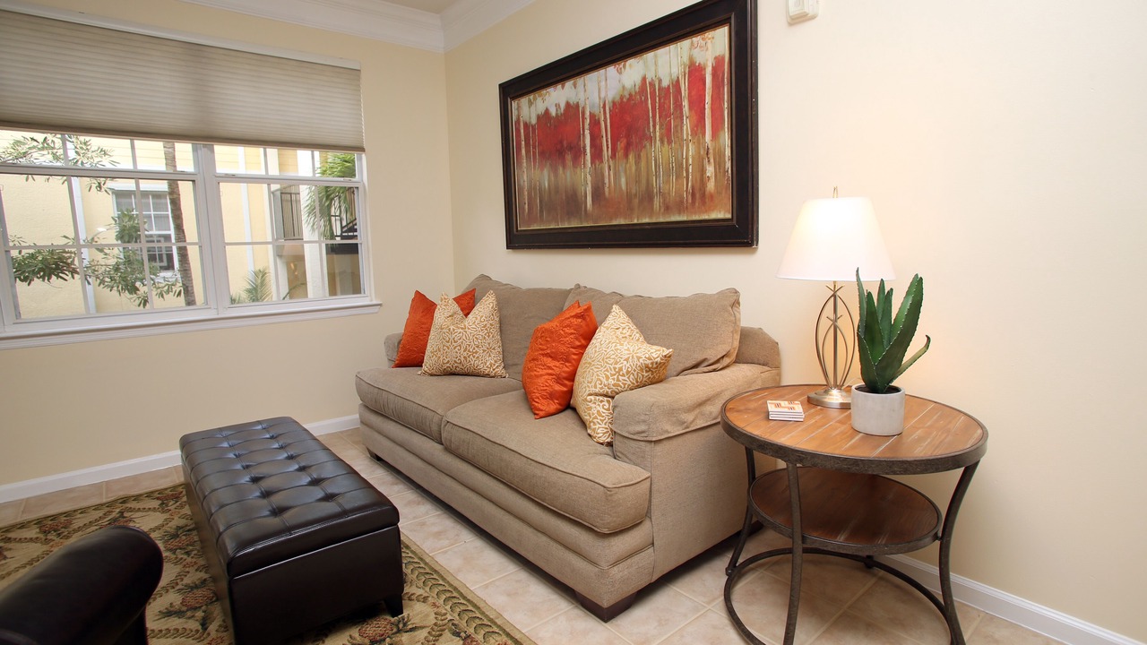 Photo of Livingroom in Abacoa