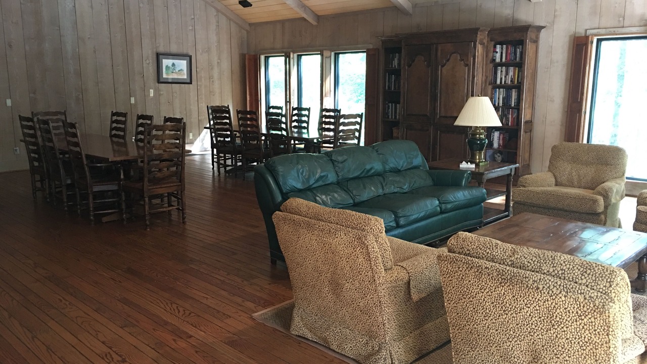 Photo of Bedroom in Center
