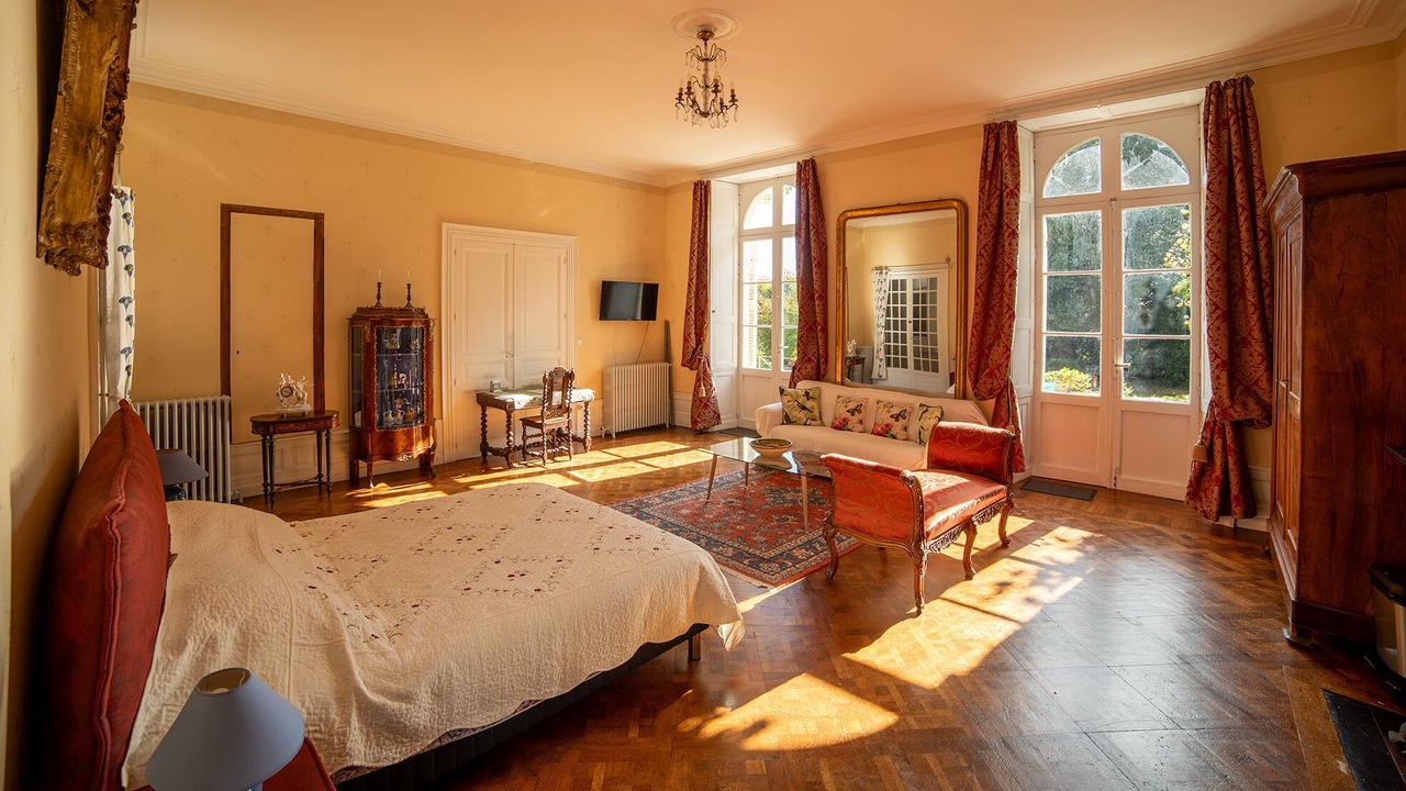 Photo of Bedroom in Fontenay-le-Comte