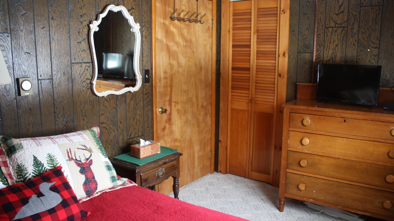 Photo of Bedroom in Forestport