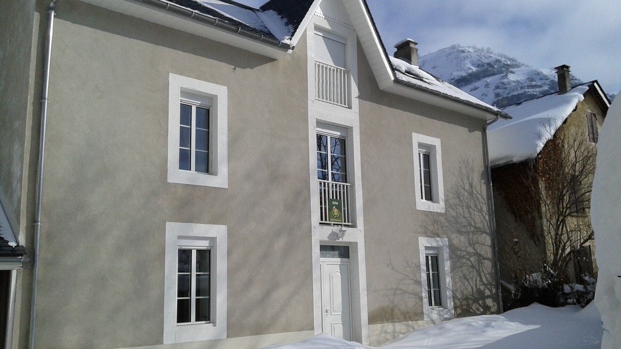 Photo of Outdoor in Campan
