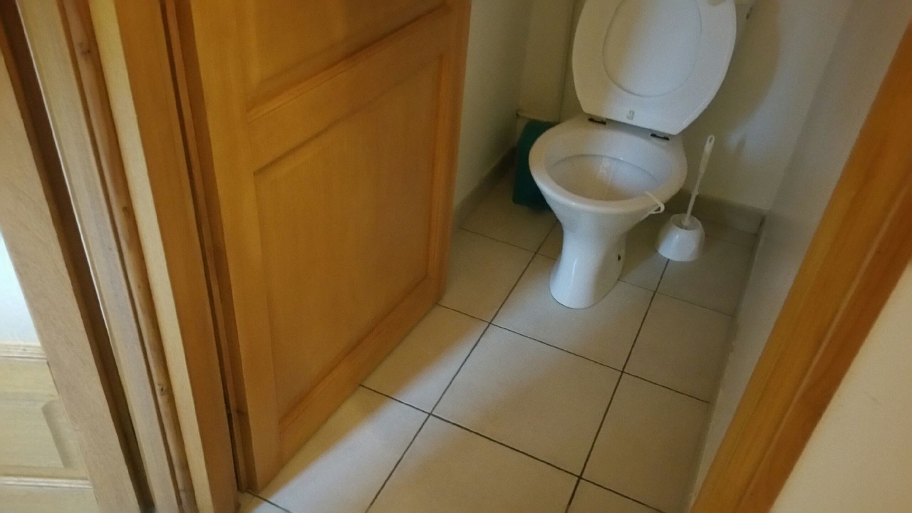 Photo of Bathroom in Campan