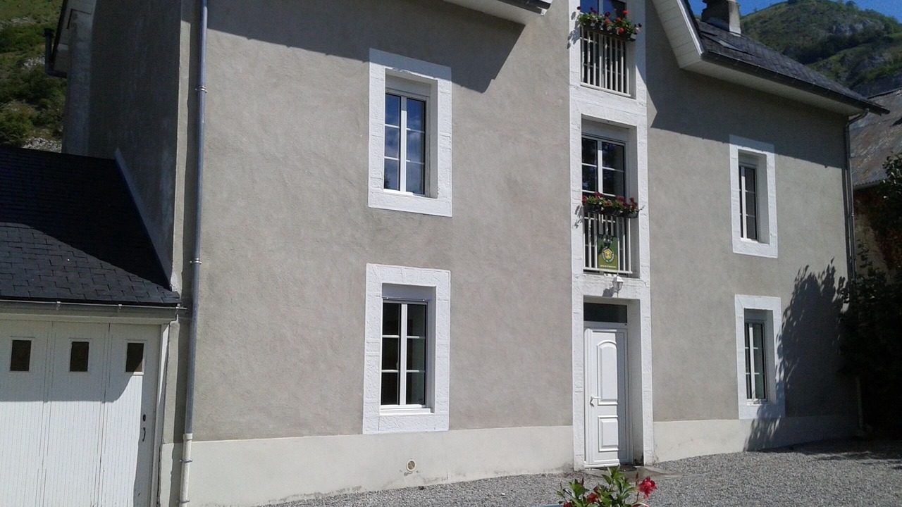 Photo of Outdoor in Campan