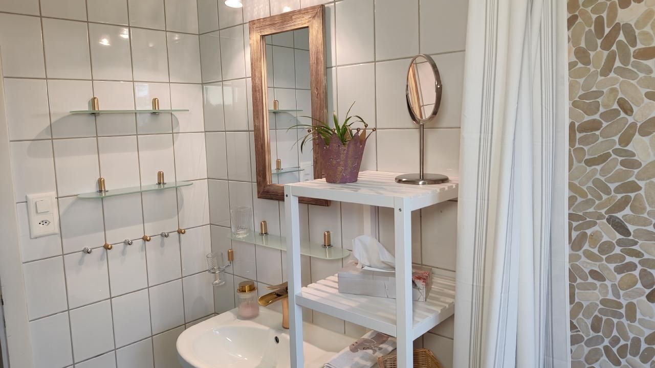 Photo of Bathroom in Aeschi bei Spiez
