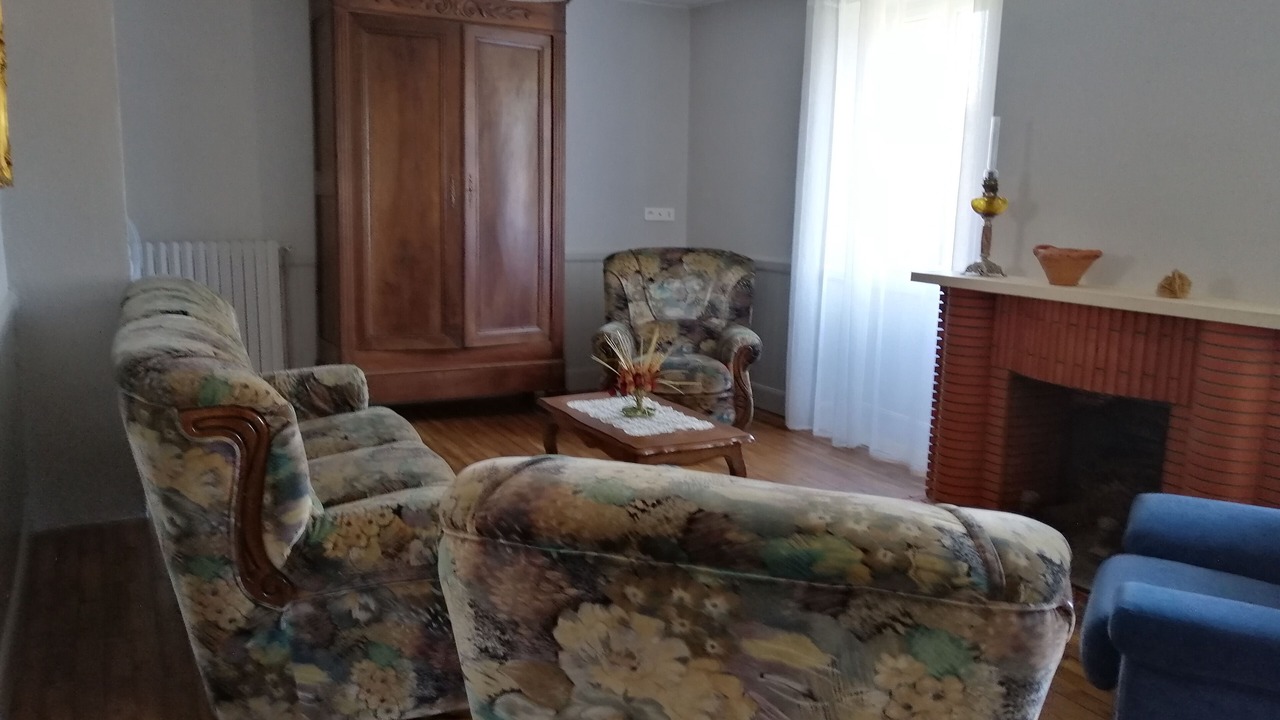 Photo of Livingroom in Mazeyrolles