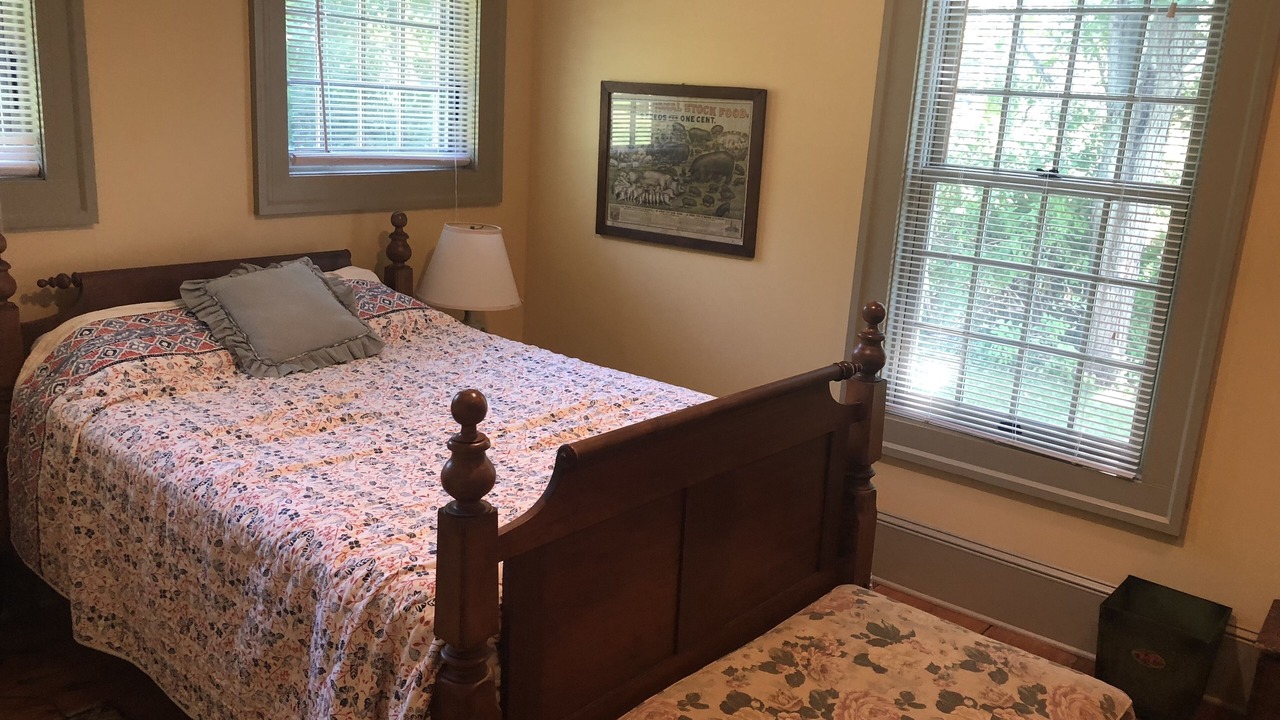 Photo of Bedroom in Town of Ledyard