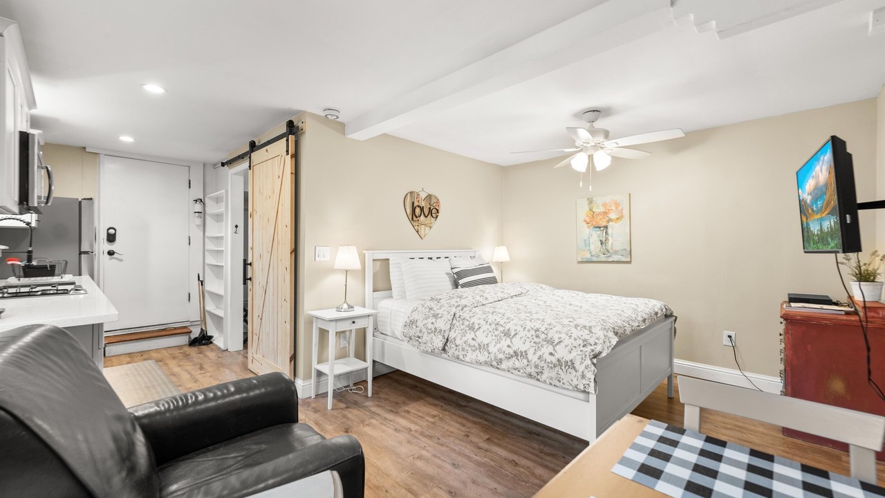 Photo of Bedroom in Grass Valley