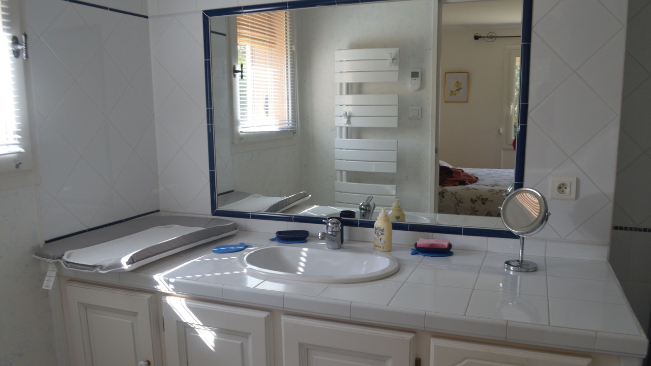 Photo of Bathroom in Bagnols-sur-Ceze