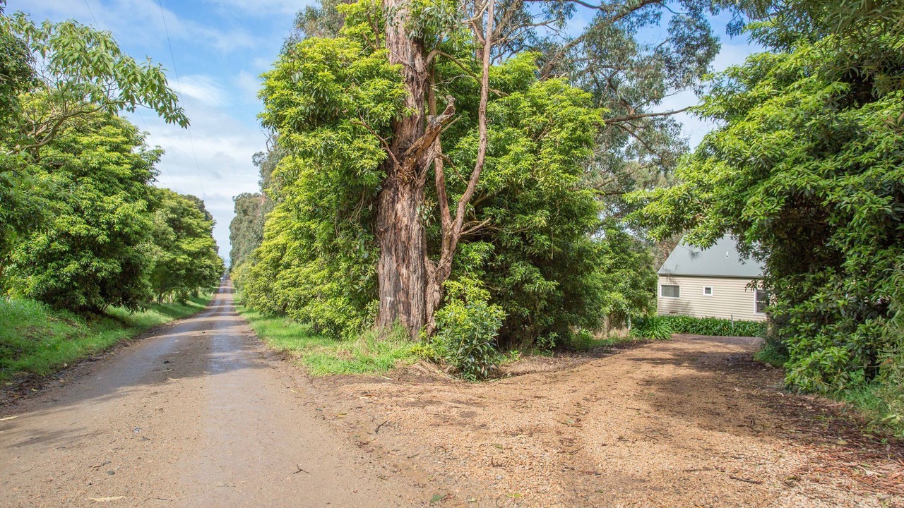 Photo of Outdoor in Red Hill South