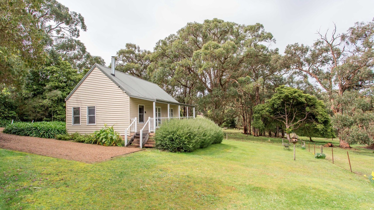 Photo of Outdoor in Red Hill South