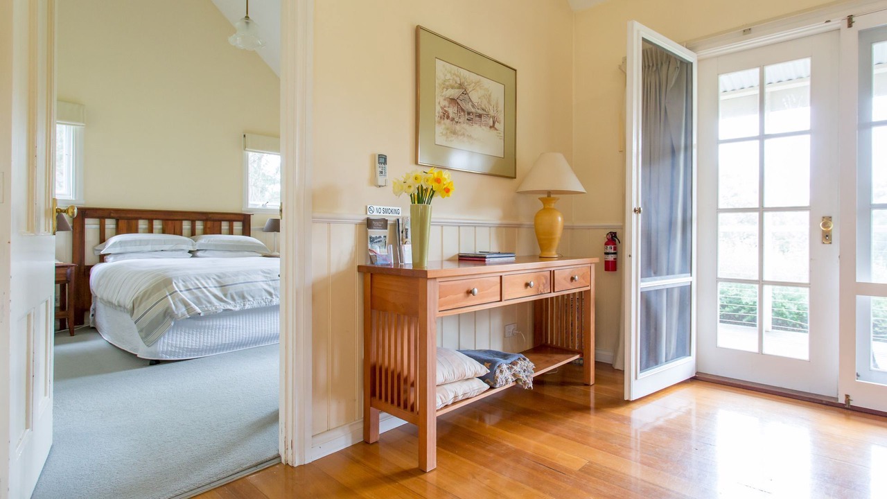 Photo of Bedroom in Red Hill South