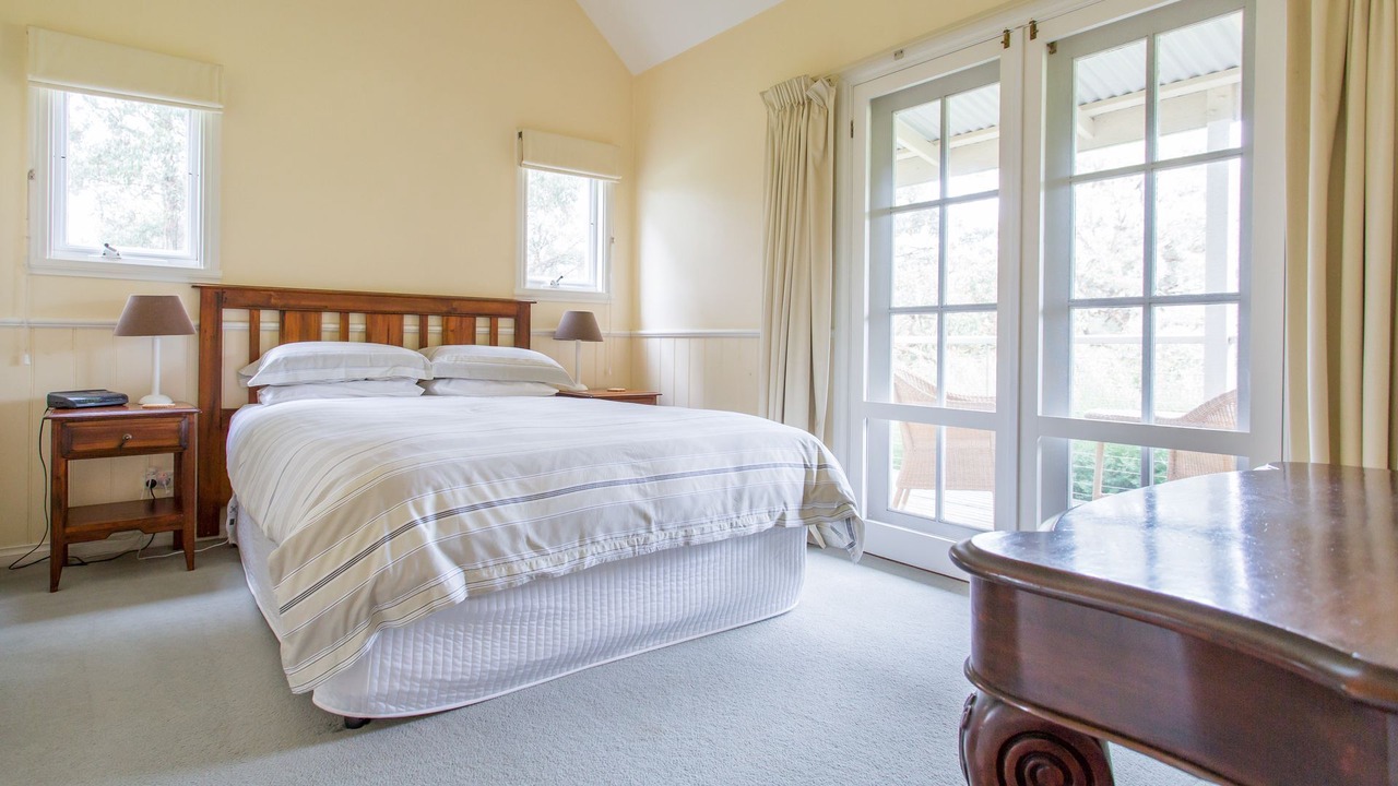 Photo of Bedroom in Red Hill South