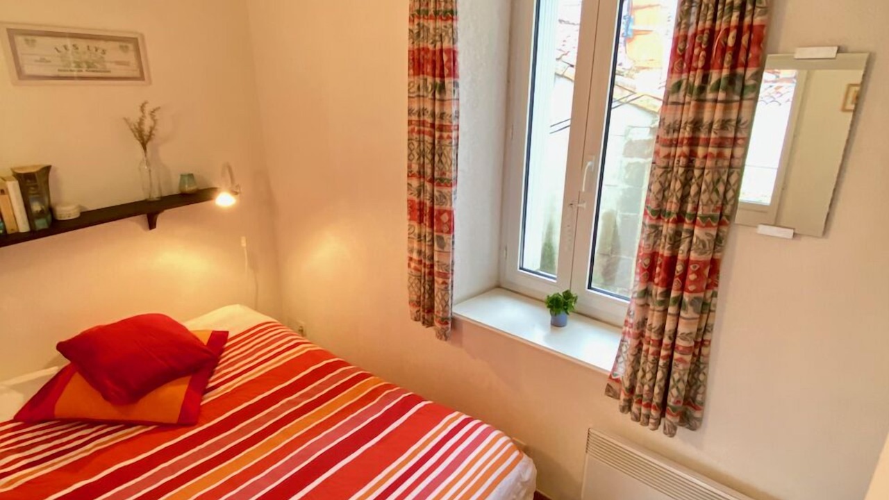 Photo of Bedroom in Olonzac